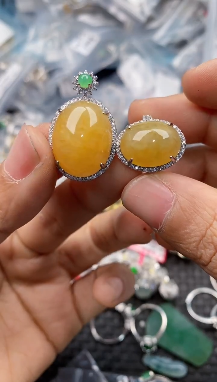 银S925镶嵌戒指翡翠777      10