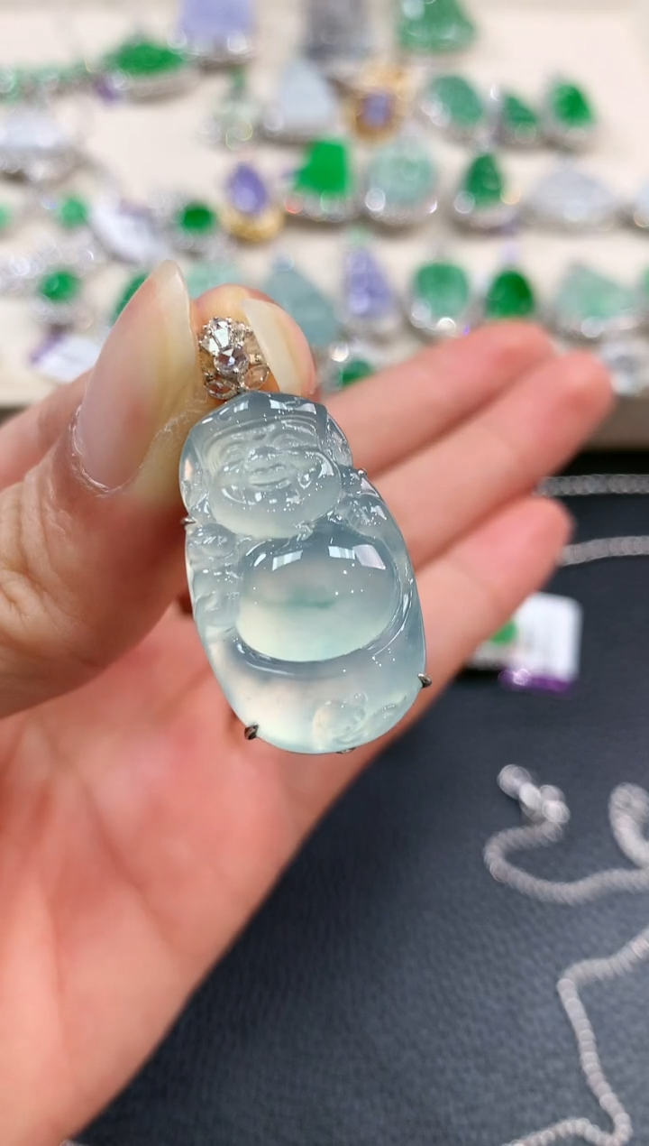 【闪购商品】翡翠吊坠(不含链)18K金镶嵌n90    