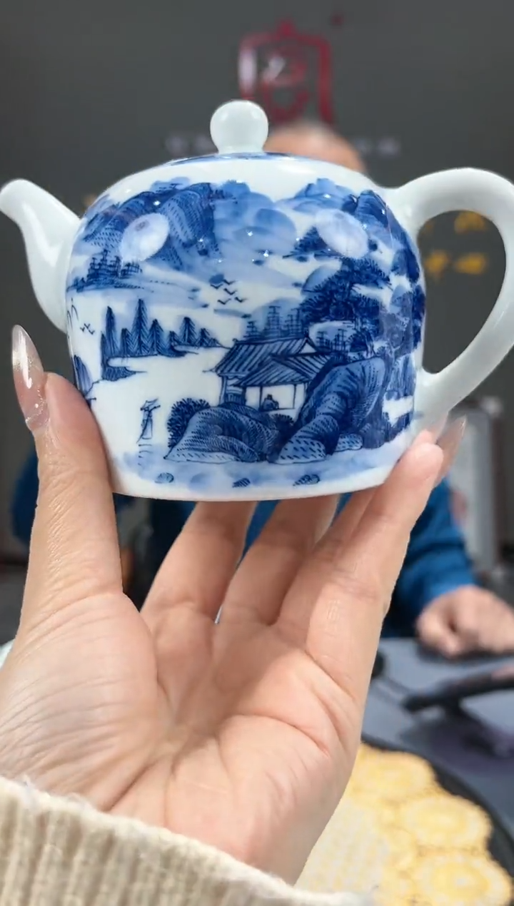 【闪购商品】官窑瓷画院364官窑瓷画院青花山水壶
