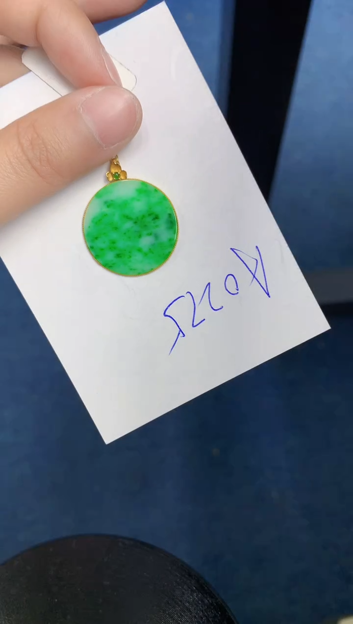 【闪购商品】翡翠颈饰18K金镶嵌000000000