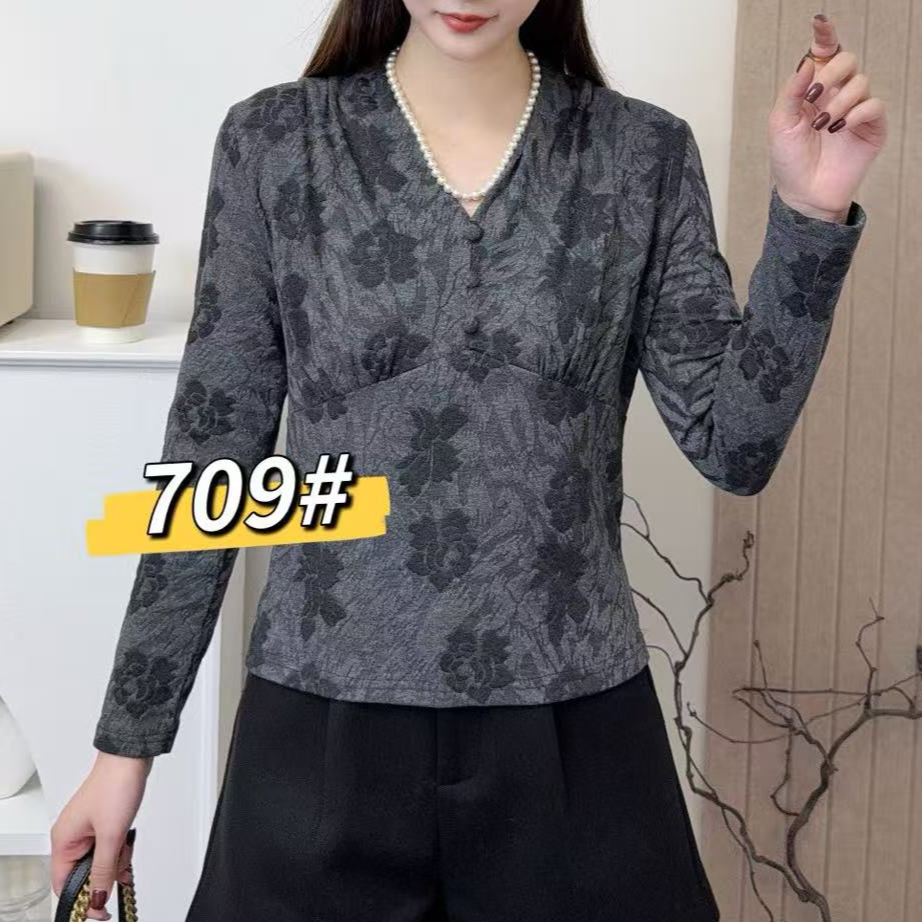秋冬新款洋气V领提花褶皱加厚小衫女长袖轻奢遮肚修身上衣-709