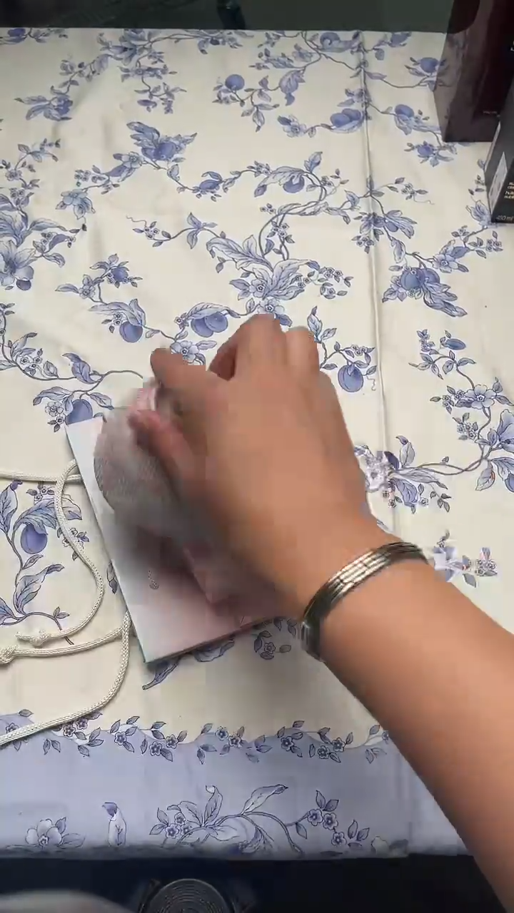 瓷片如图所示如图所示