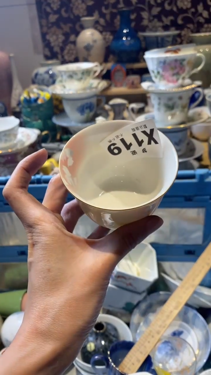 瓷片梦瓷哈哈哈哈哈哈哈