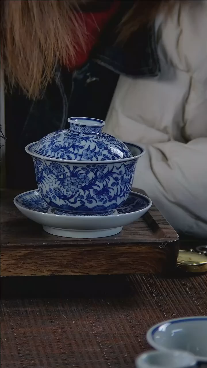 【闪购商品】折葵非器手工手绘缠枝还好三才盖碗微瑕