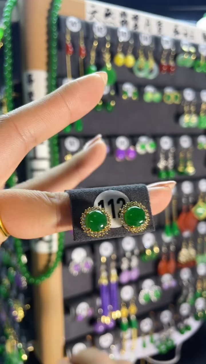 【闪购商品】翡翠耳饰银S925镶嵌112..