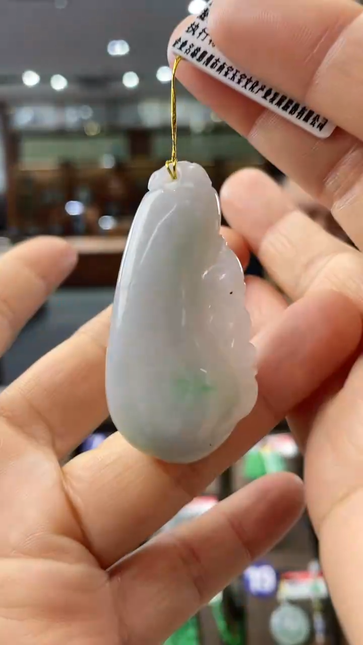 【闪购商品】翡翠颈饰未镶嵌福瓜