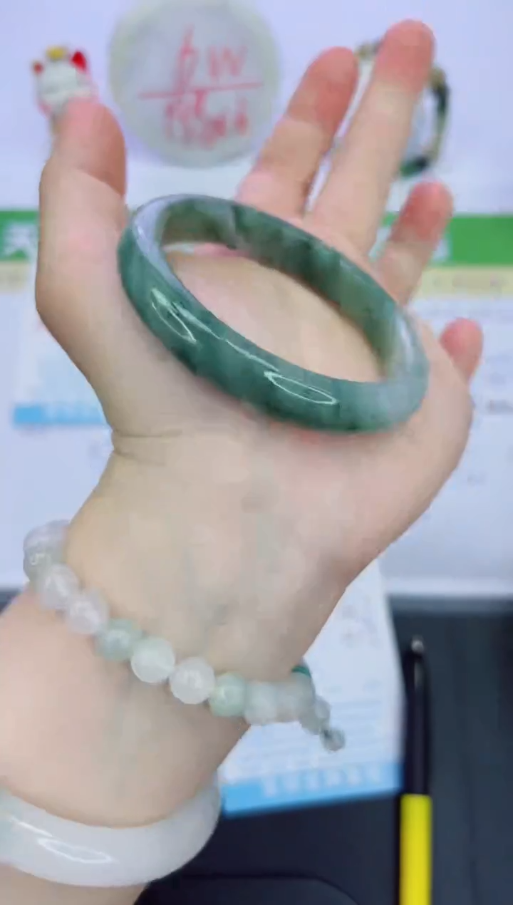 【闪购商品】石英质玉手镯未镶嵌916-56.7