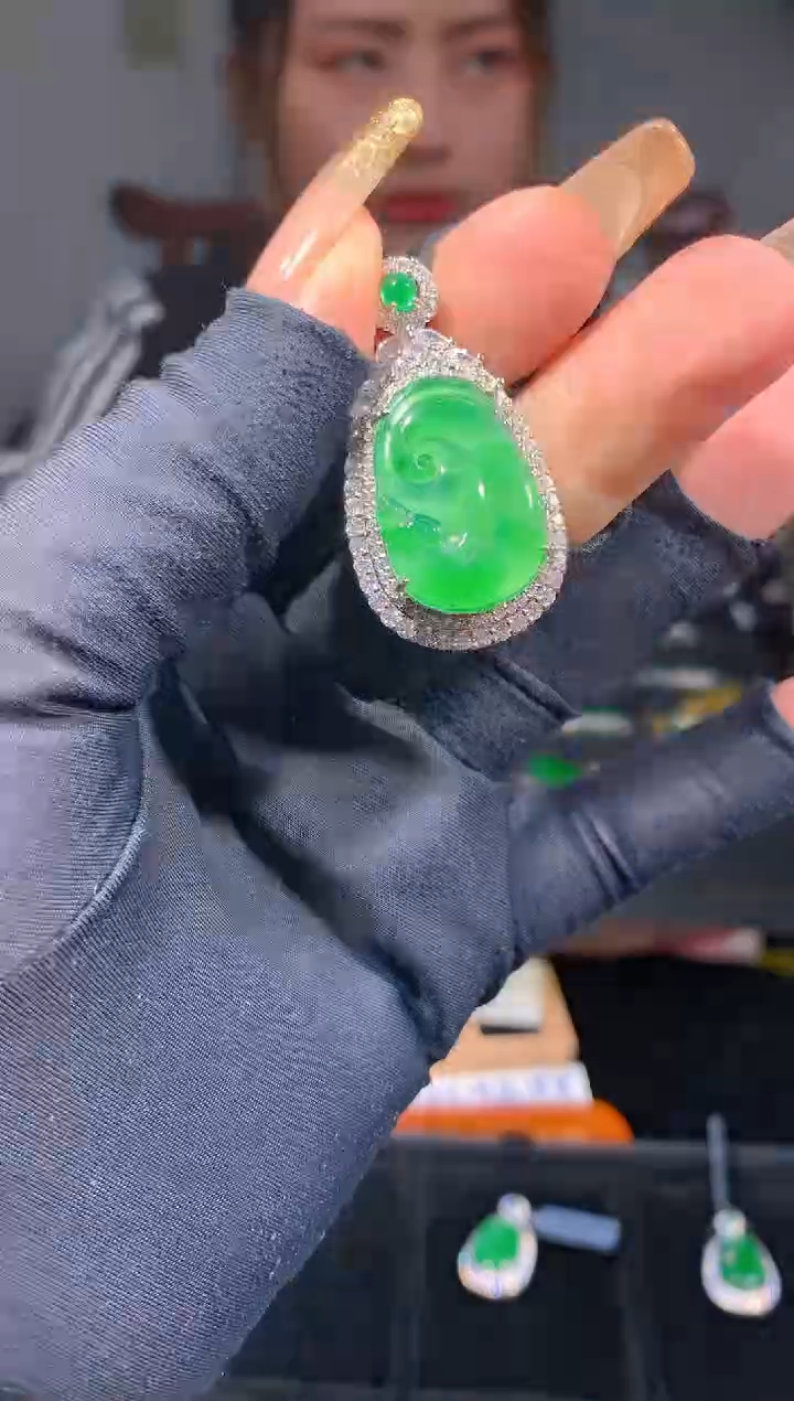 【闪购商品】定制翡翠未镶嵌22定制翡翠-多样性发货（发其一）