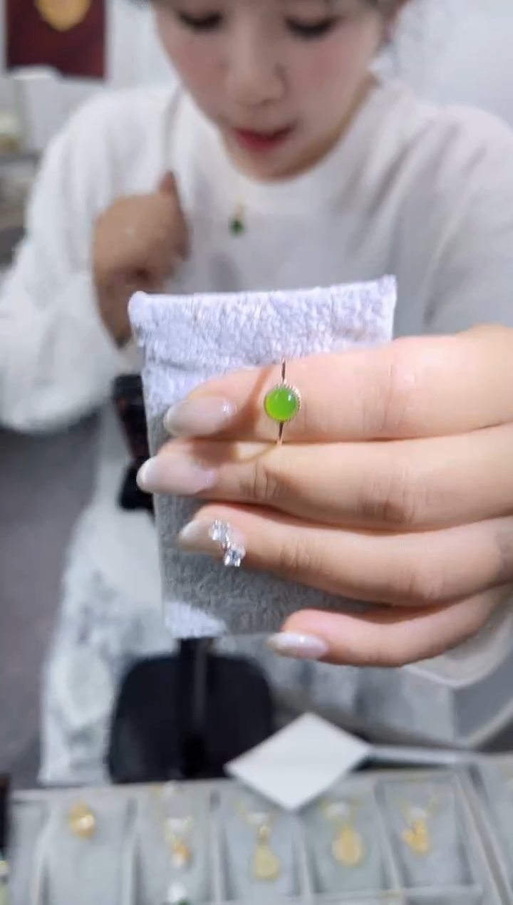 【闪购商品】和田玉戒指银S925镶嵌123多样性发其一