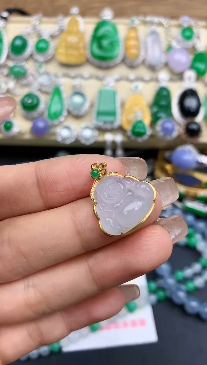 颈饰18K金镶嵌翡翠40-中国好珍宝