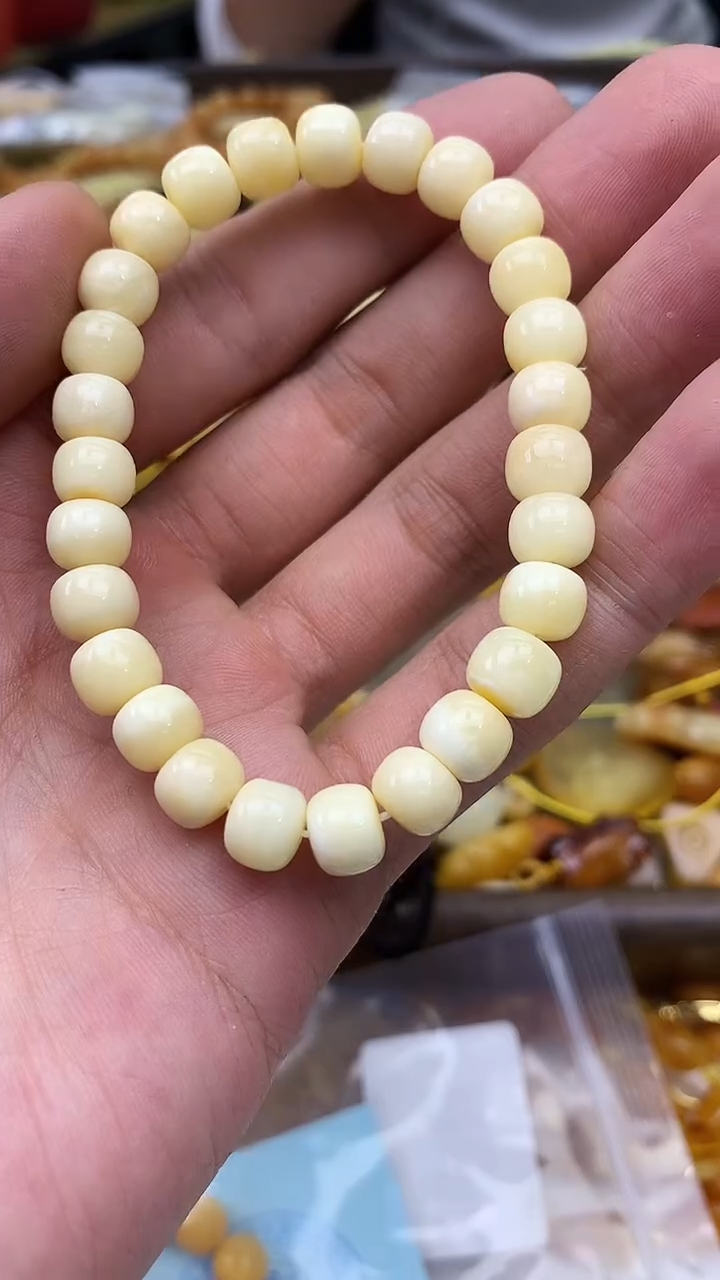裸石蜜蜡未镶嵌手串