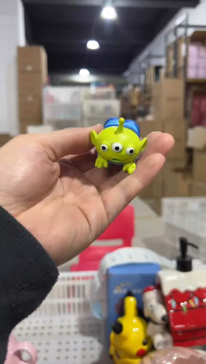 【闪购商品】杯树脂三眼仔名片夹