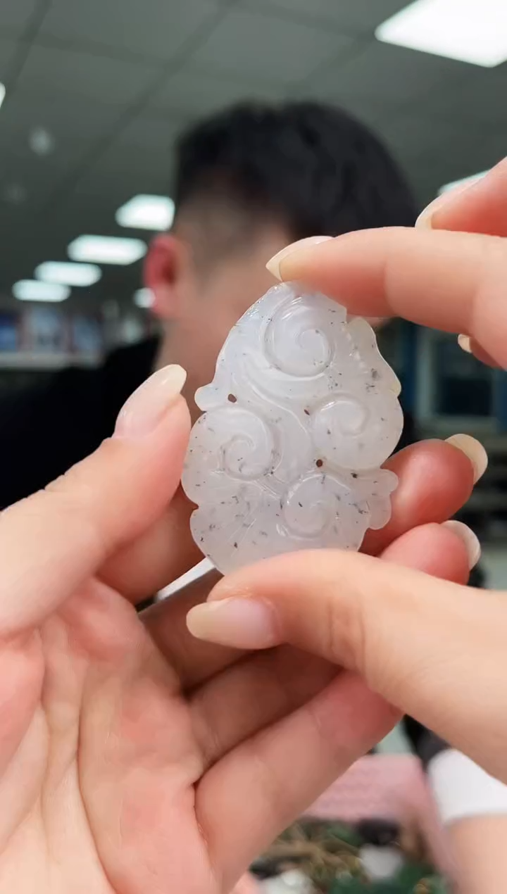 未镶嵌和田玉挂件b117