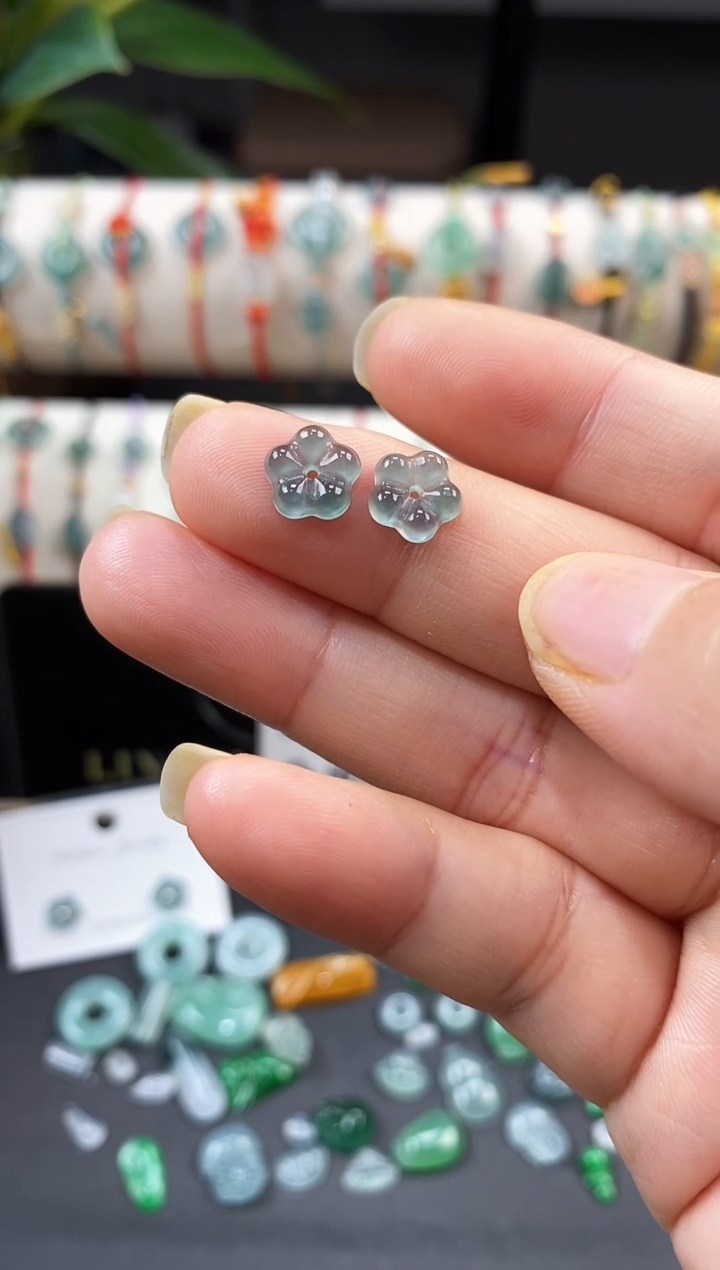 翡翠散珠小花裸石