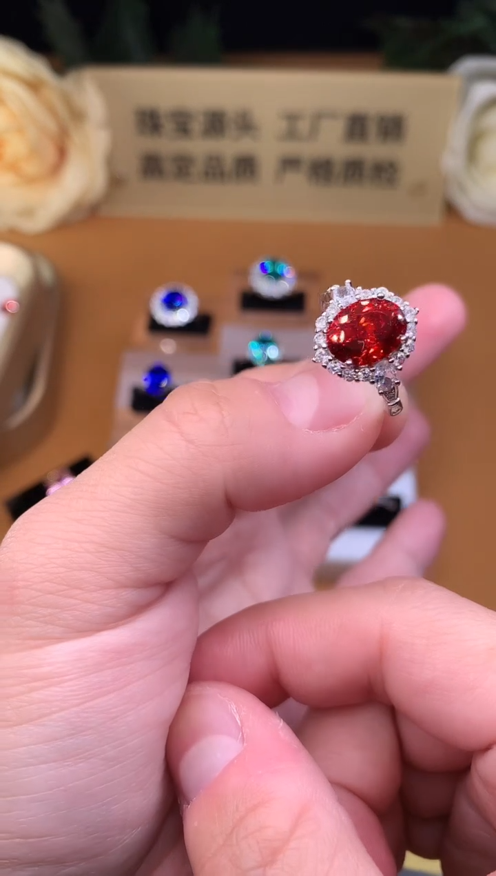 银S925镶嵌戒指红色碧玺1258