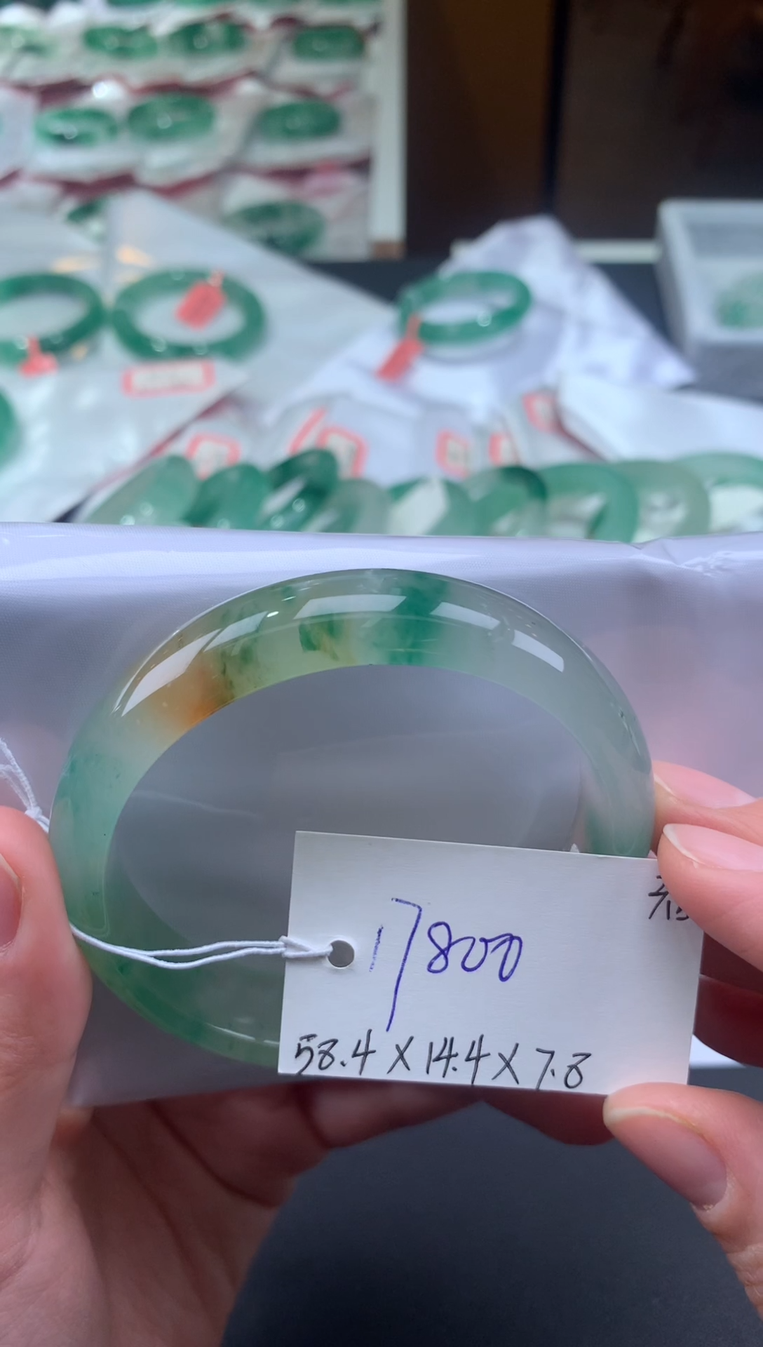 【闪购商品】石英质玉手镯未镶嵌天然玉石非洲翠手镯