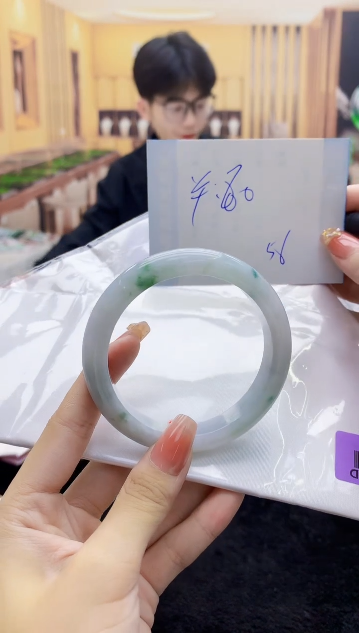 【闪购商品】翡翠手镯未镶嵌    H96-320