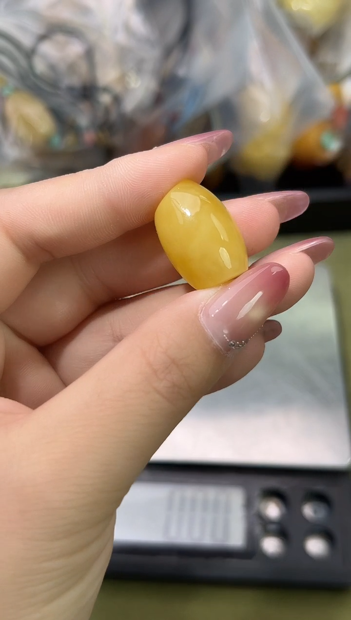 裸石琥珀未镶嵌天然琥珀蜜蜡吊坠