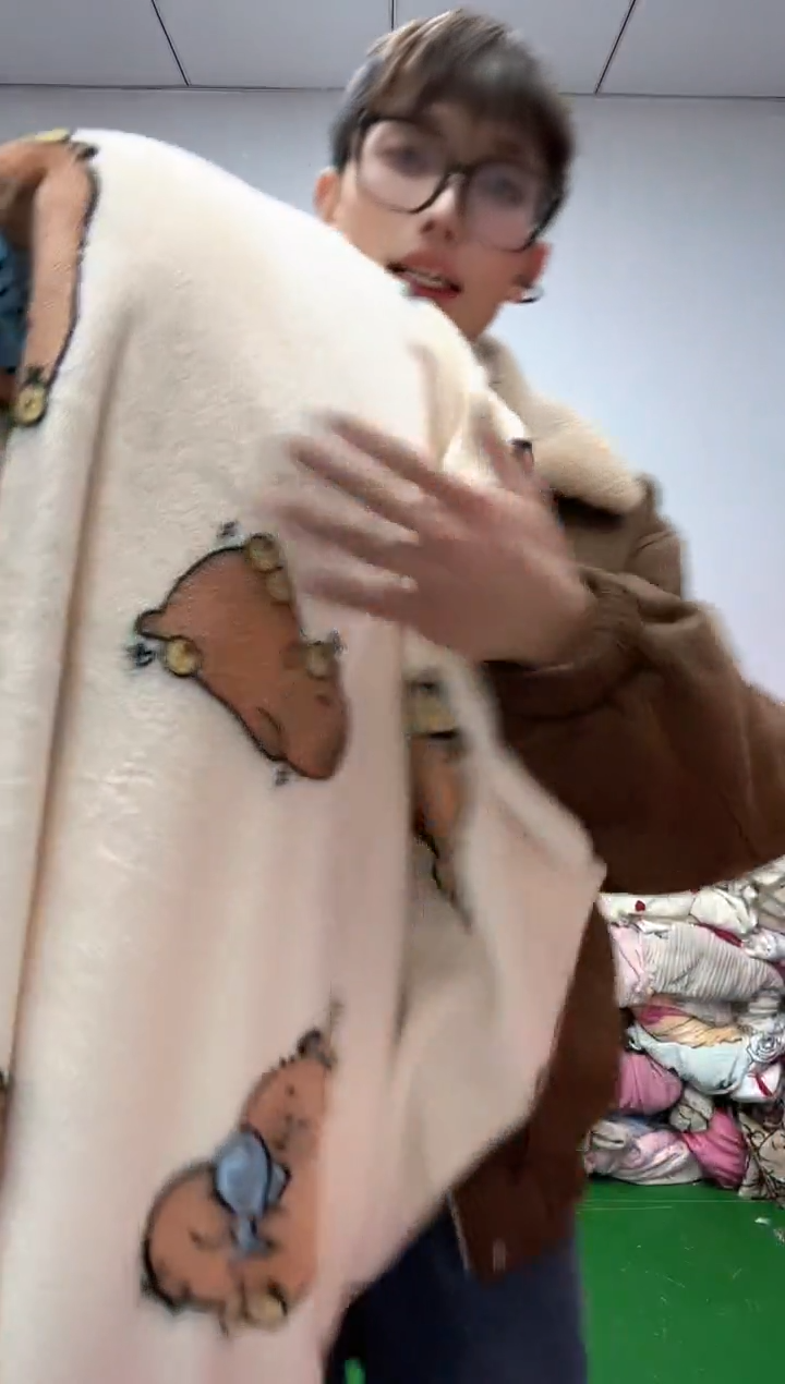 法兰绒2.3X2左右以主播所说为准