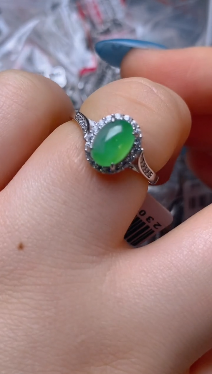 银S925镶嵌戒指翡翠百内无证书