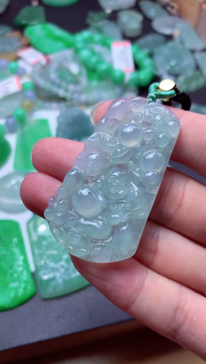 【闪购商品】翡翠颈饰未镶嵌天然翡翠