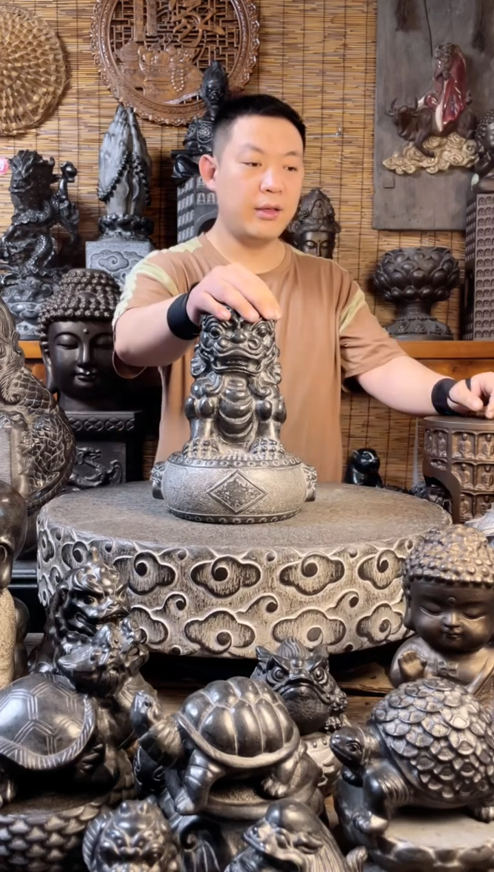 石材30鼓上狮天然青石原石整石雕刻