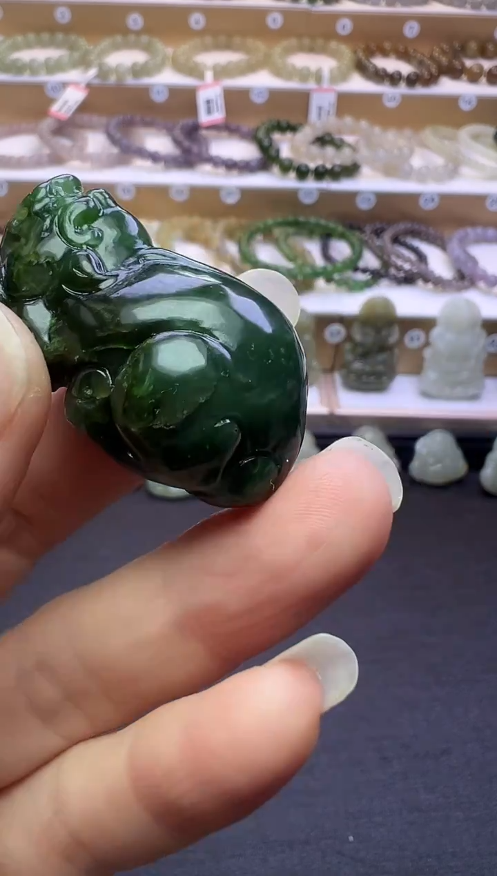 颈饰未镶嵌和田玉144号链接有包容约卡38*23*19