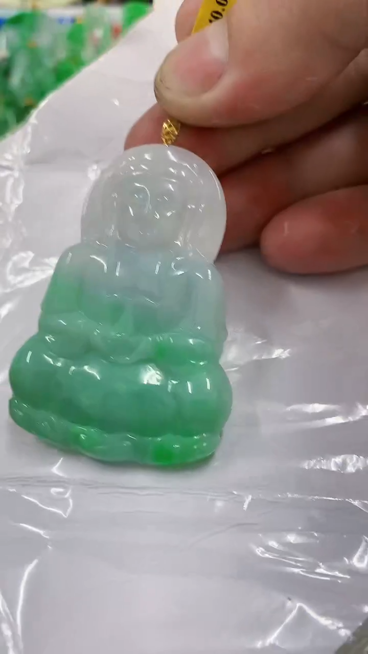 【闪购商品】翡翠吊坠(不含链)18K金镶嵌挂件