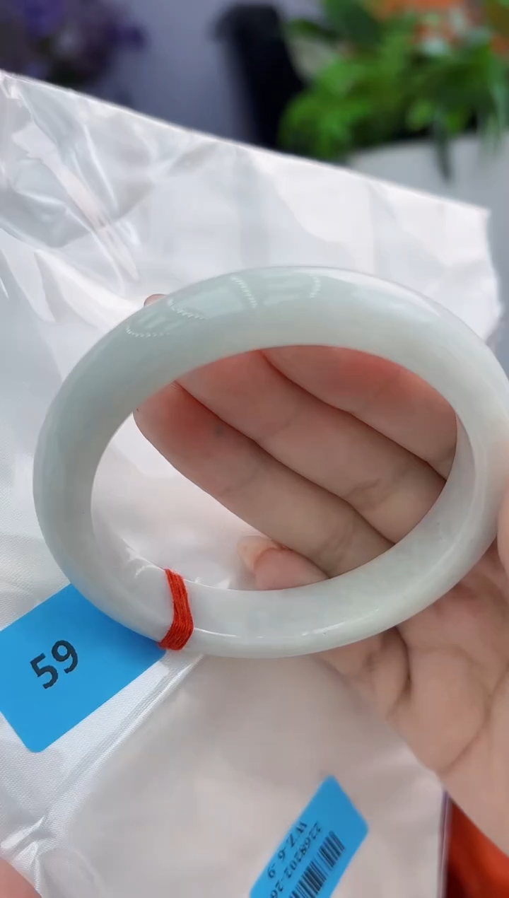 【闪购商品】翡翠手镯未镶嵌翡翠手镯