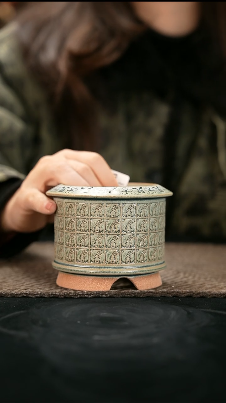 12-27-040花盆口径7.5瑕