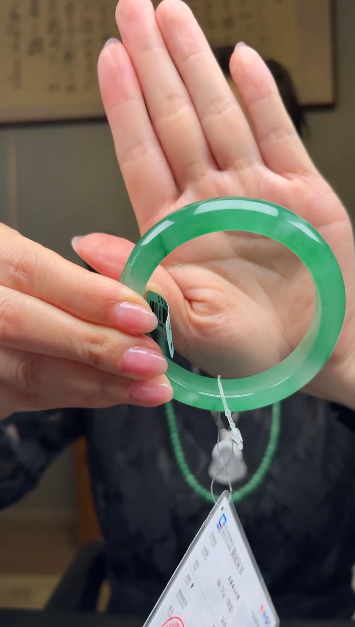 石英质玉手镯未镶嵌60+