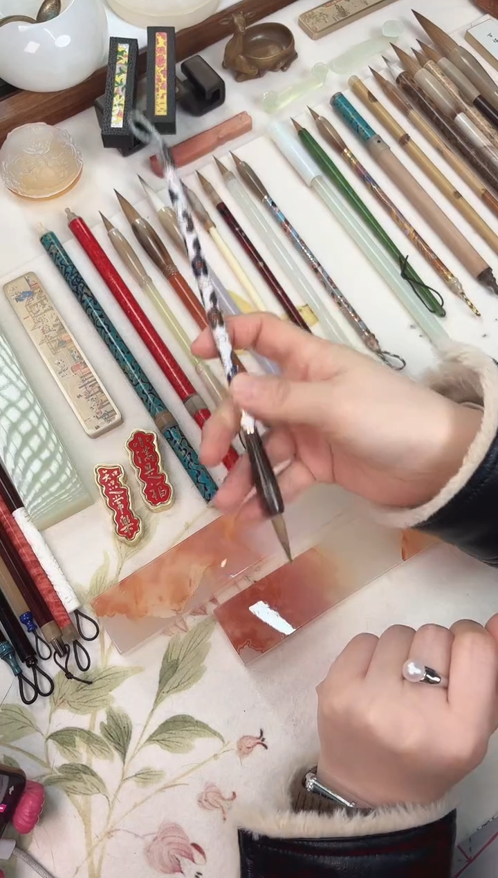 合三舍直播间景泰蓝中楷