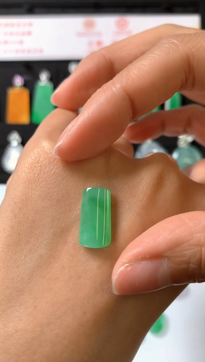 未镶嵌定制翡翠裸石（镶嵌定制）