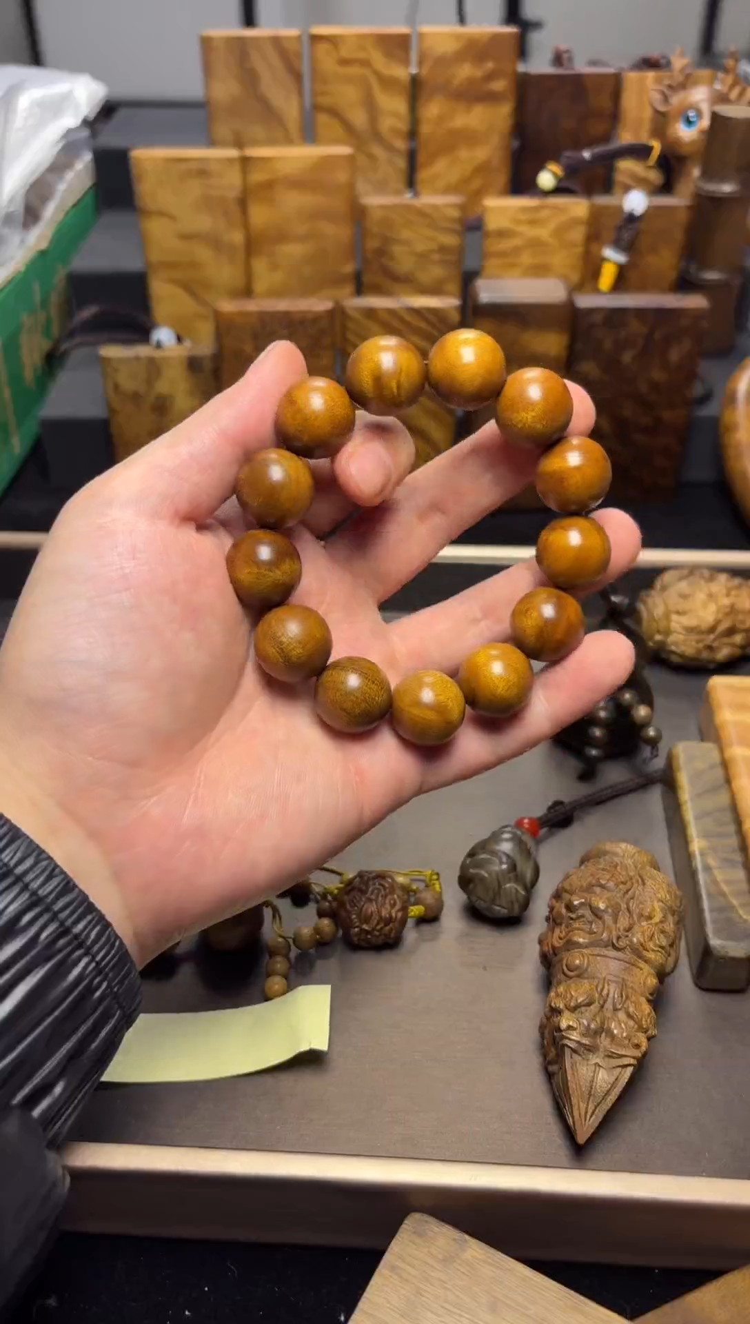 【闪购商品】楠木（金丝楠）其他1.8带花手串黄72