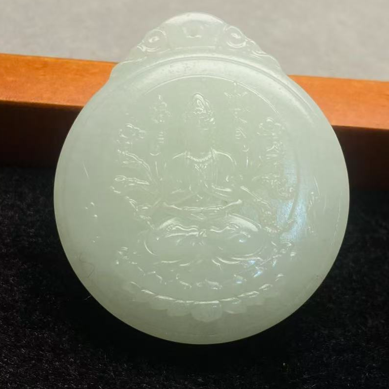 和田玉白玉观音D023