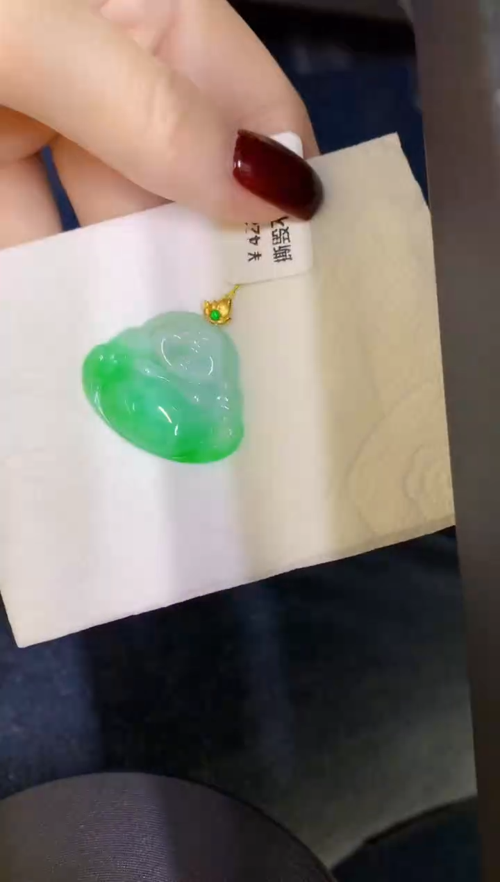 颈饰18K金镶嵌翡翠缅甸天然翡翠A货