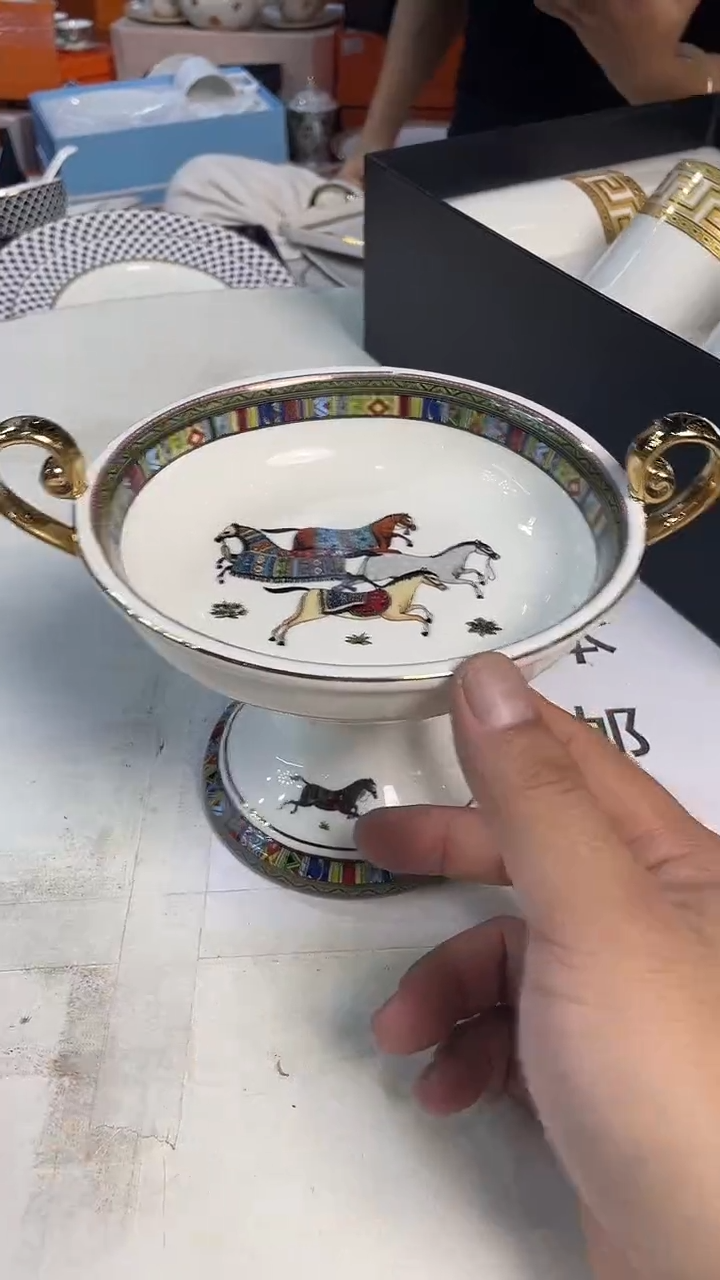 杯鸿辉家品牌瓷器，京东包邮！