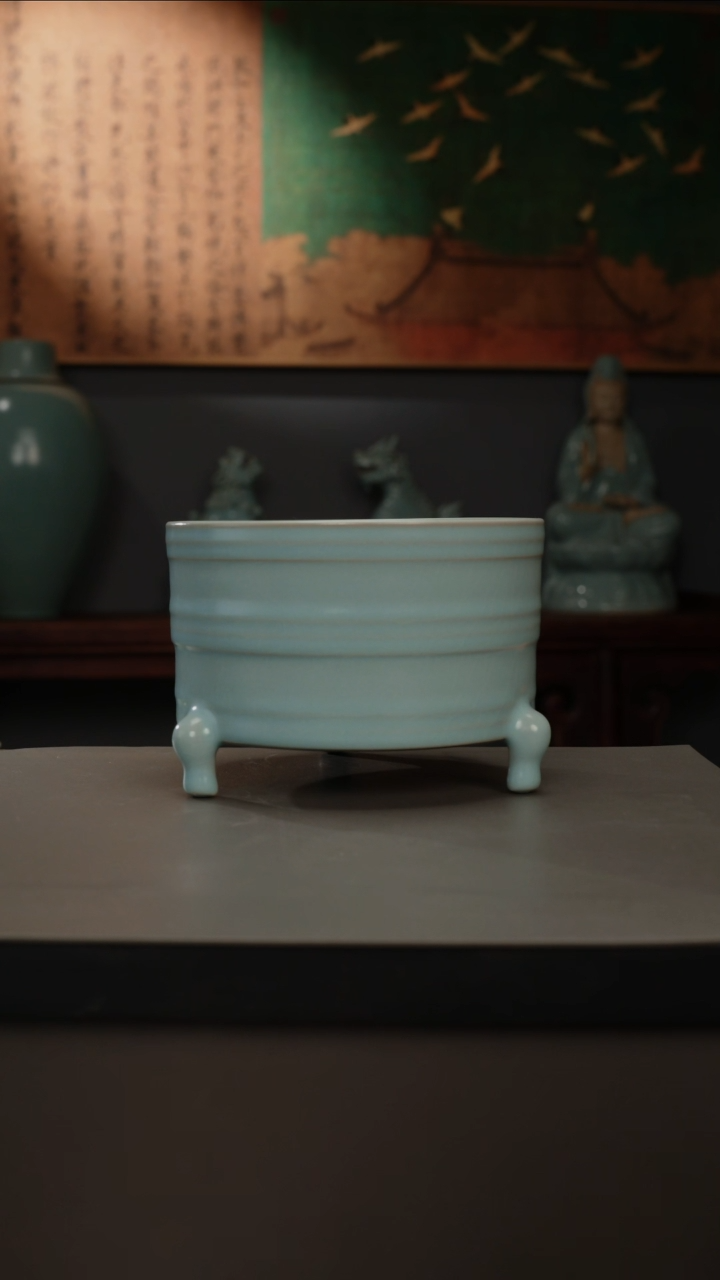 【闪购商品】杯仿古釉原矿  三足弦纹尊 