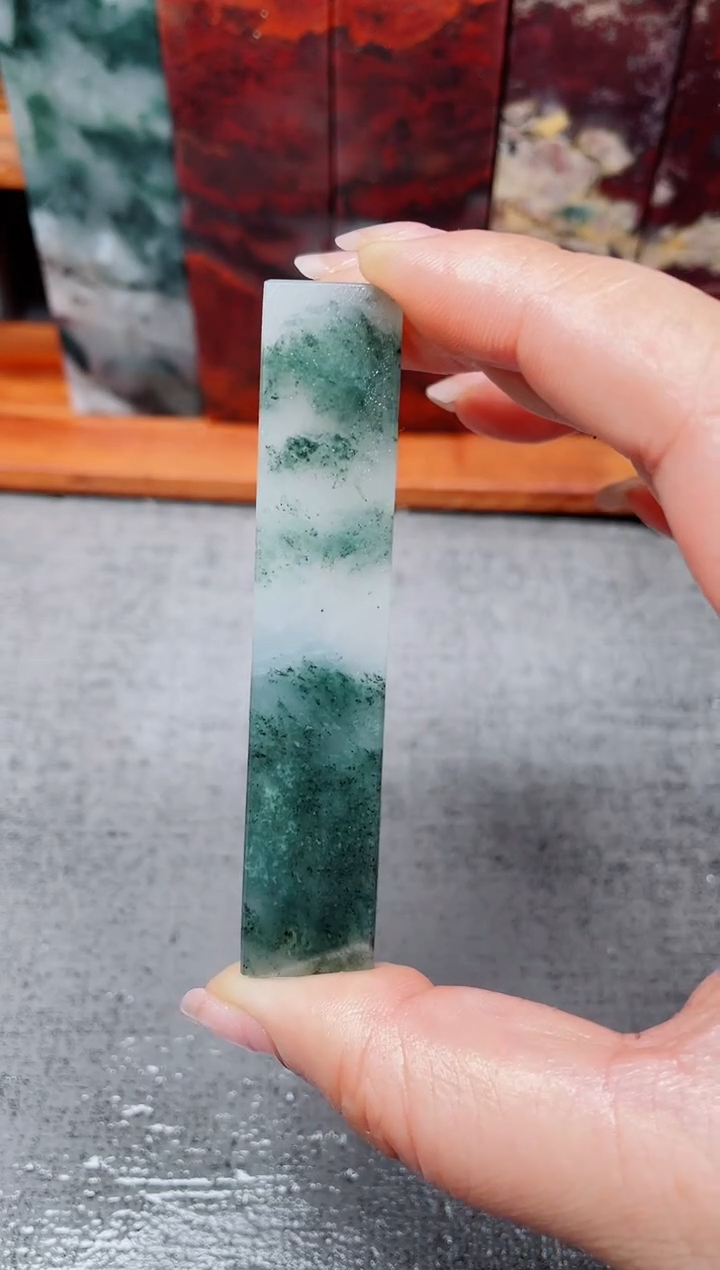 玉桂林鸡血玉素章
