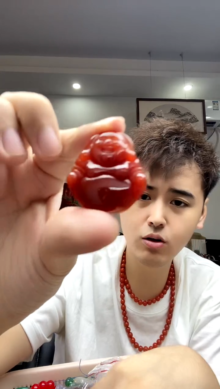 玛瑙/玉髓颈饰未镶嵌弥勒佛吊坠