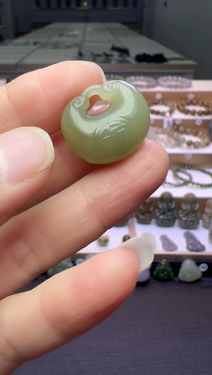 颈饰未镶嵌和田玉184号链接