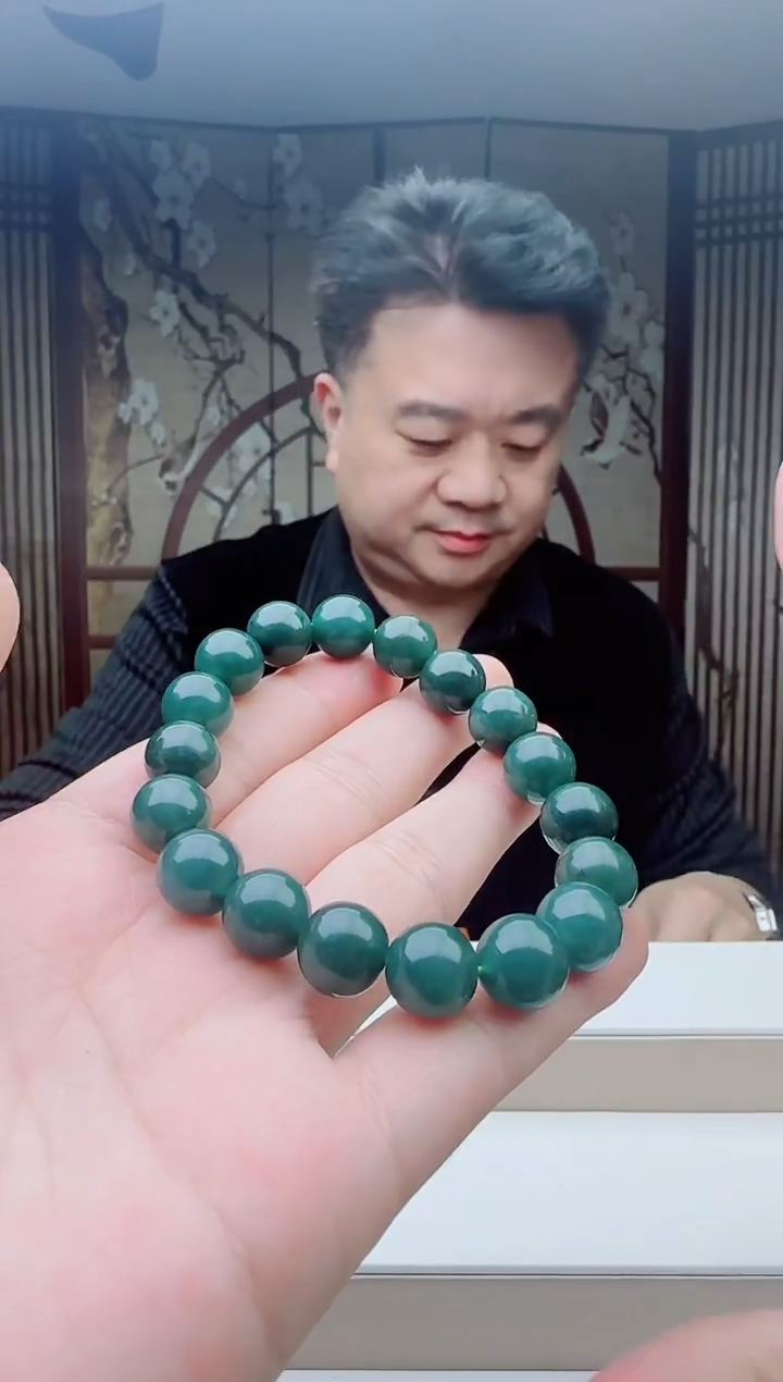 颈饰未镶嵌翡翠多样性发其一