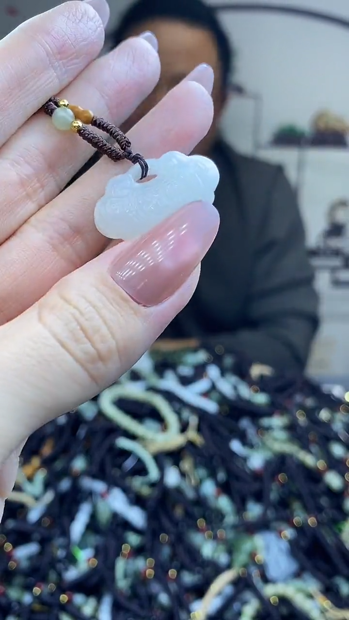 颈饰未镶嵌和田玉多样性发拍一发一