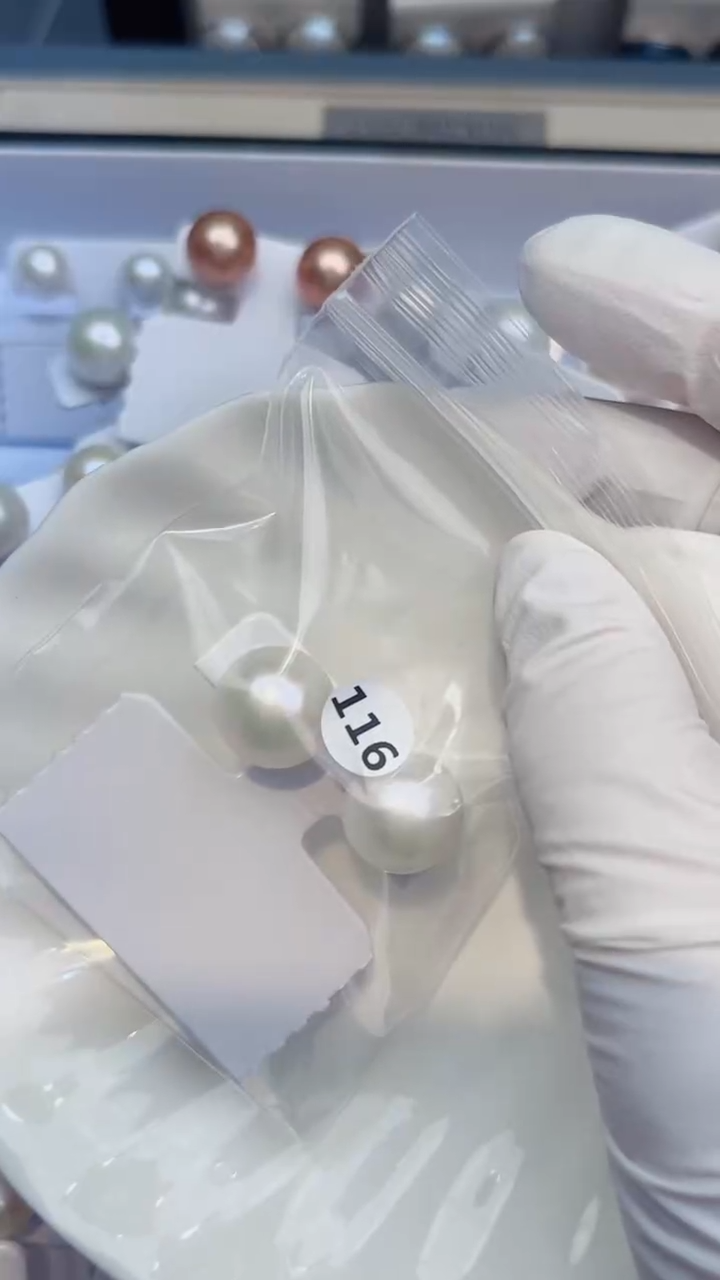 【闪购商品】银S925镶嵌淡水珍珠耳饰耳钉