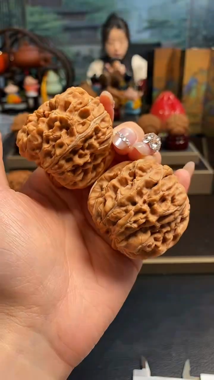 【闪购商品】文玩核桃把件K69闷墩46