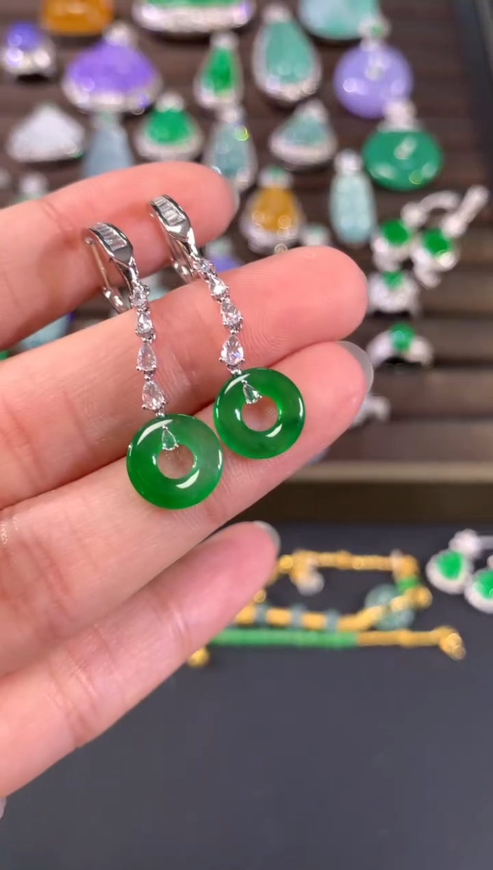 【闪购商品】翡翠耳饰18K金镶嵌A700|19800