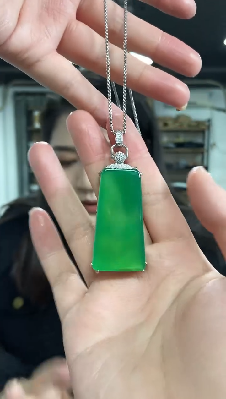 【闪购商品】玛瑙/玉髓吊坠未镶嵌多样性发其一颜色微差