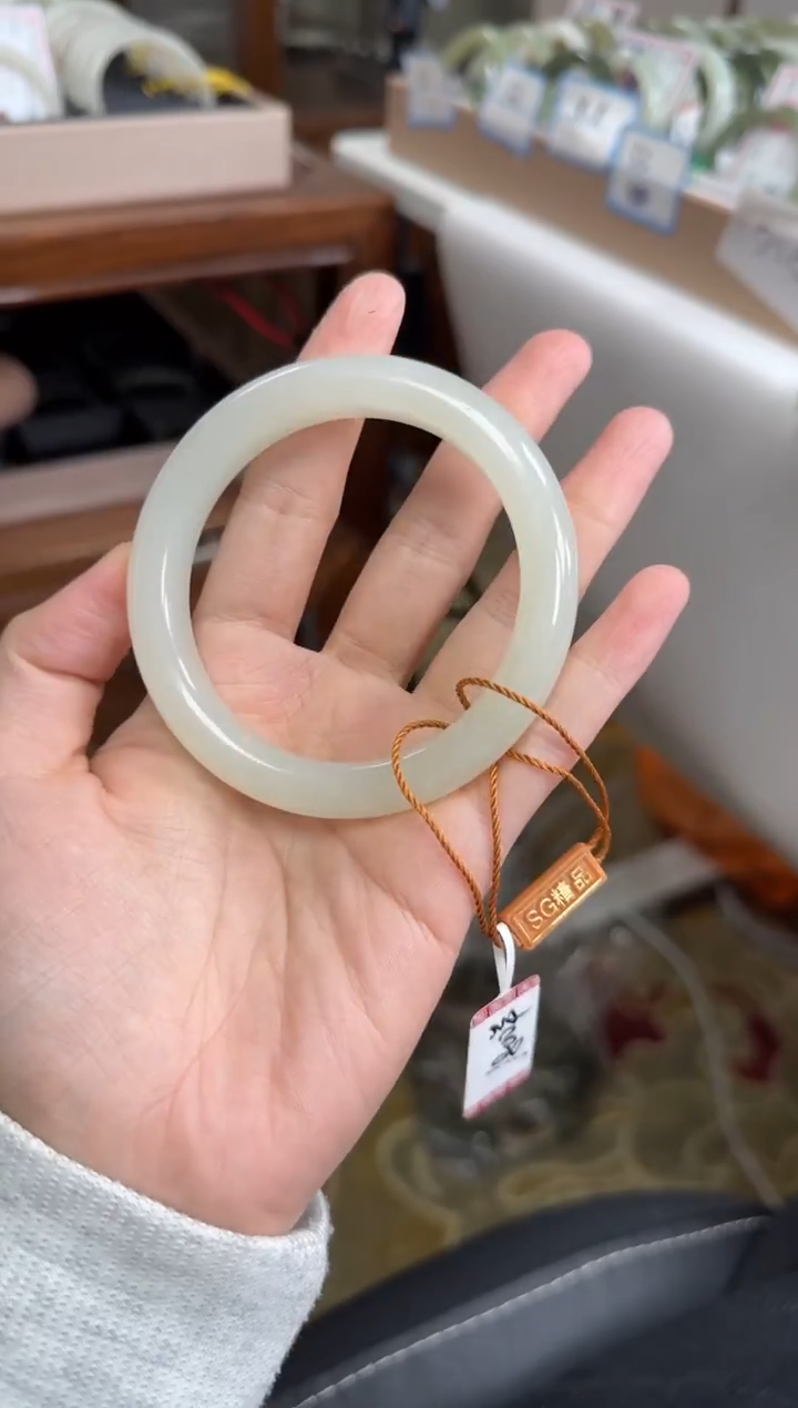 未镶嵌手镯和田玉57