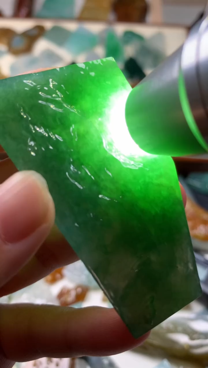 【闪购商品】翡翠颈饰未镶嵌吊坠