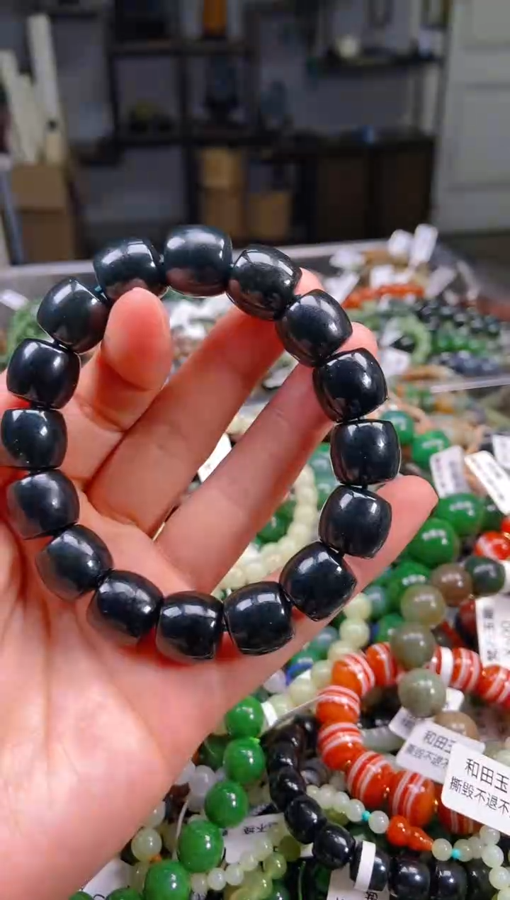 和田玉未镶嵌挂件1